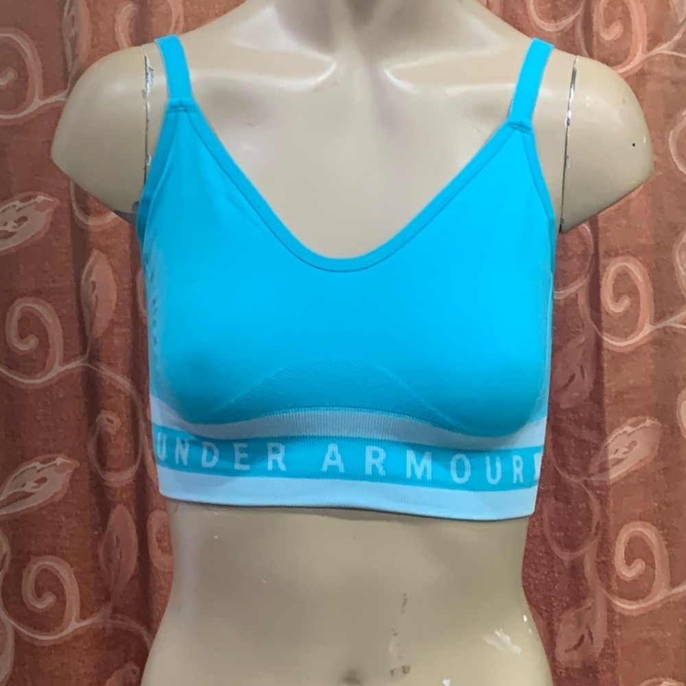❤️ Under Armour sports bra